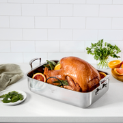 Bandeja de Acero para Hornear Pavo con Rack Rosticero Cuisinart