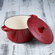Cacerola Redonda de Hierro Fundido Esmaltado con Tapa Chef’s Classic™ de 3 Cuartos Cuisinart